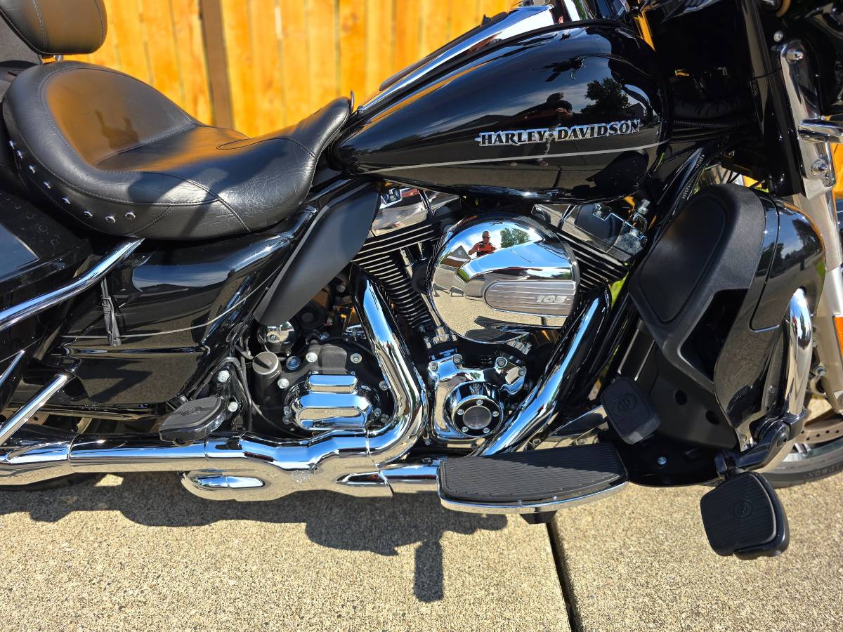 2015 Harley-Davidson, dovoz USA — foto 4 z 12