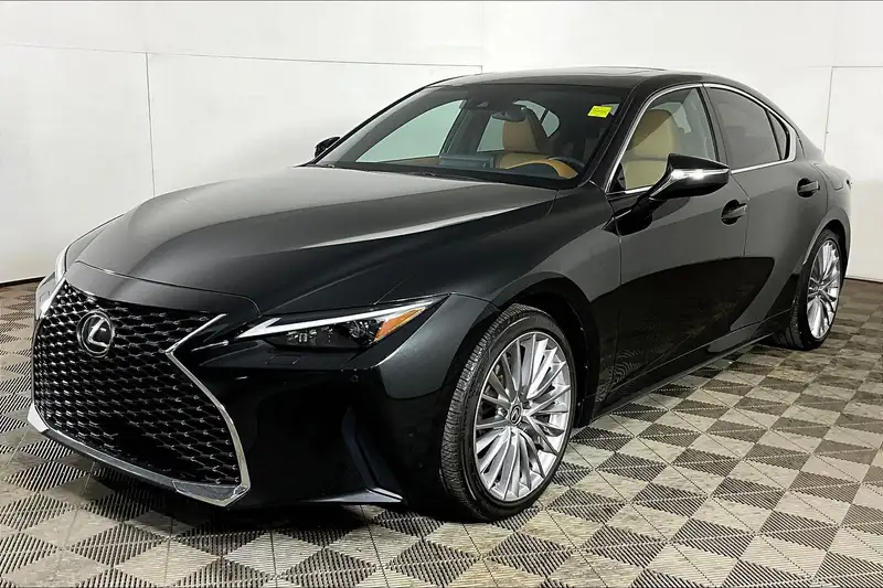 2024 Lexus IS 300 AWD LUXURY * PPF NAV CLRNC SENS PWR ROOF!, čierna, 49 446 km, dovoz Kanada — foto 1