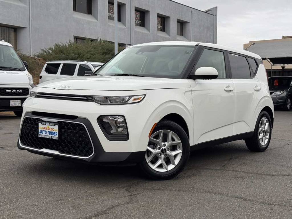 2022 Kia, dovoz USA — foto 2 z 12