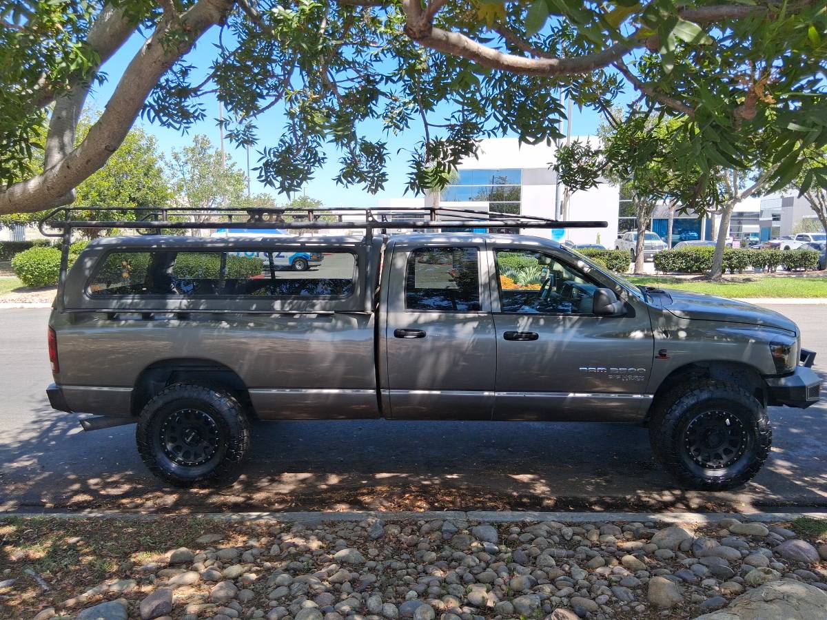 2006 Dodge, dovoz USA — foto 6 z 12