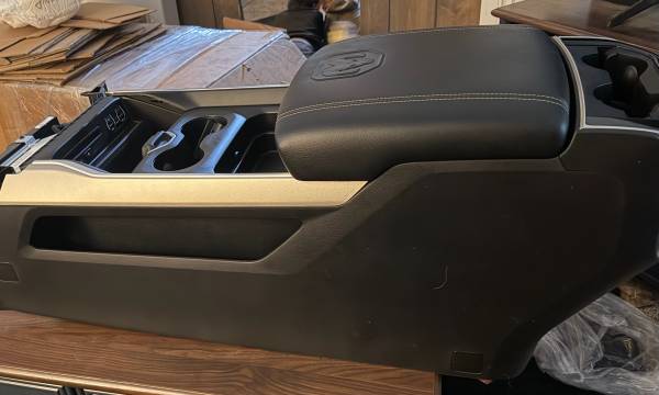Interiér — RAM, čierna, dovoz USA — foto 1