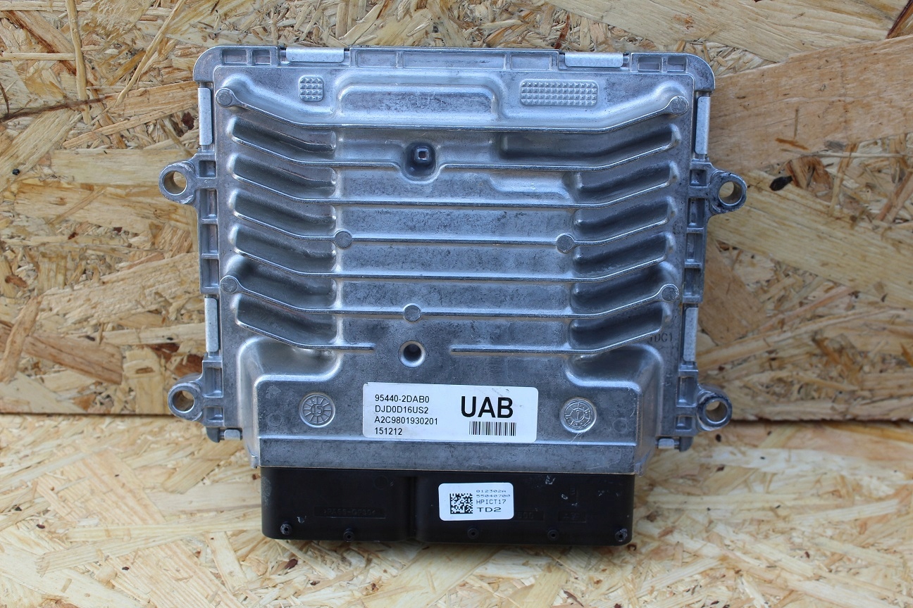 Převodovka 954402DAB0 — Kia Ceed, Skladom v EÚ — foto 1