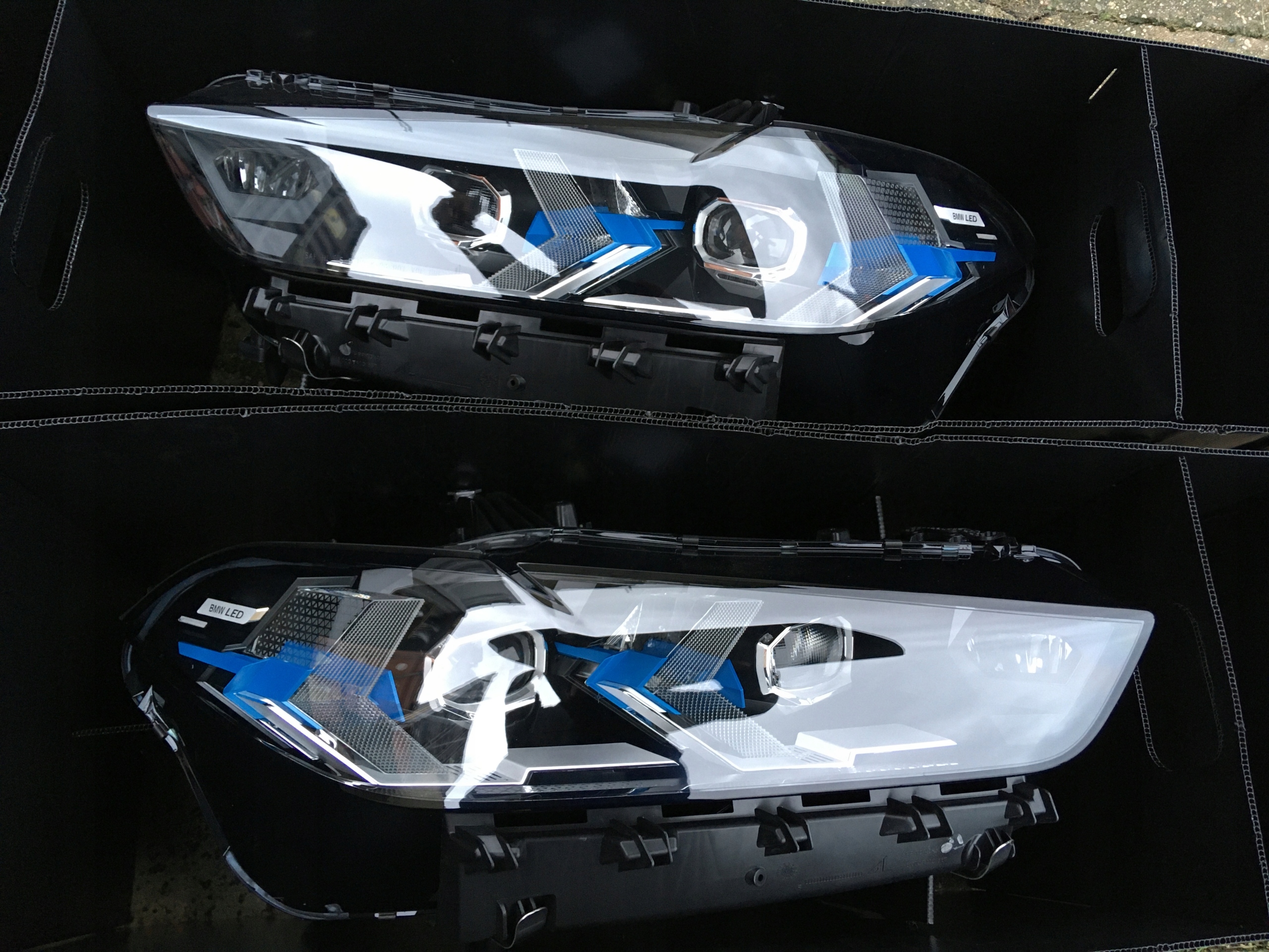 Světlomet — BMW X5, Skladom v EÚ — foto 1
