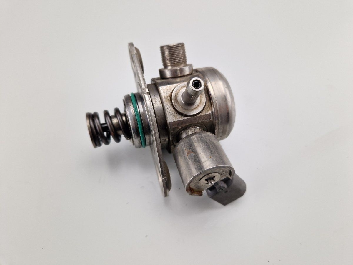 OEM komponent 261520212 — Mercedes-Benz, Skladom v EÚ — foto 1