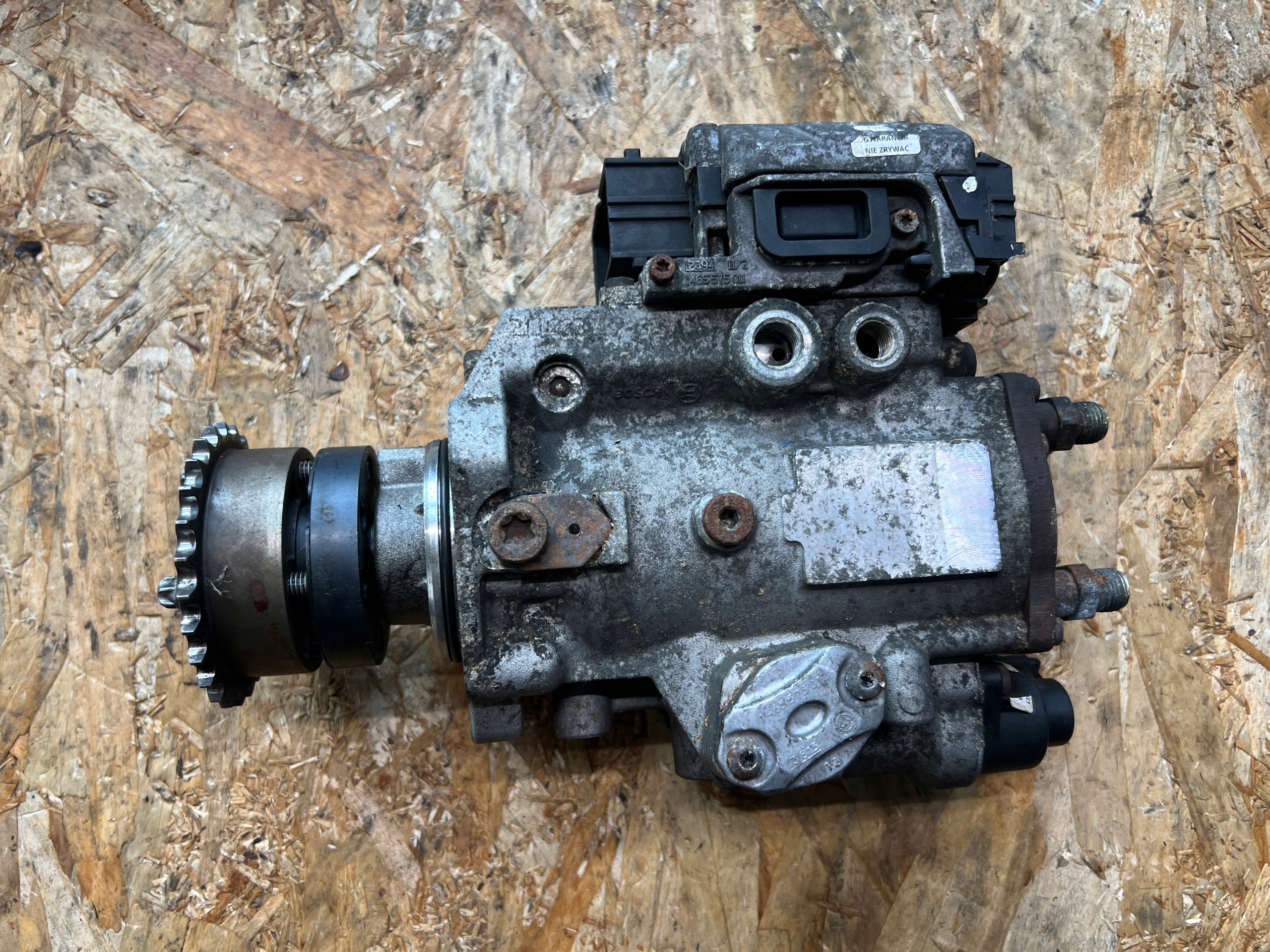 Motor — Opel Vectra 2.2, Skladom v EÚ — foto 1
