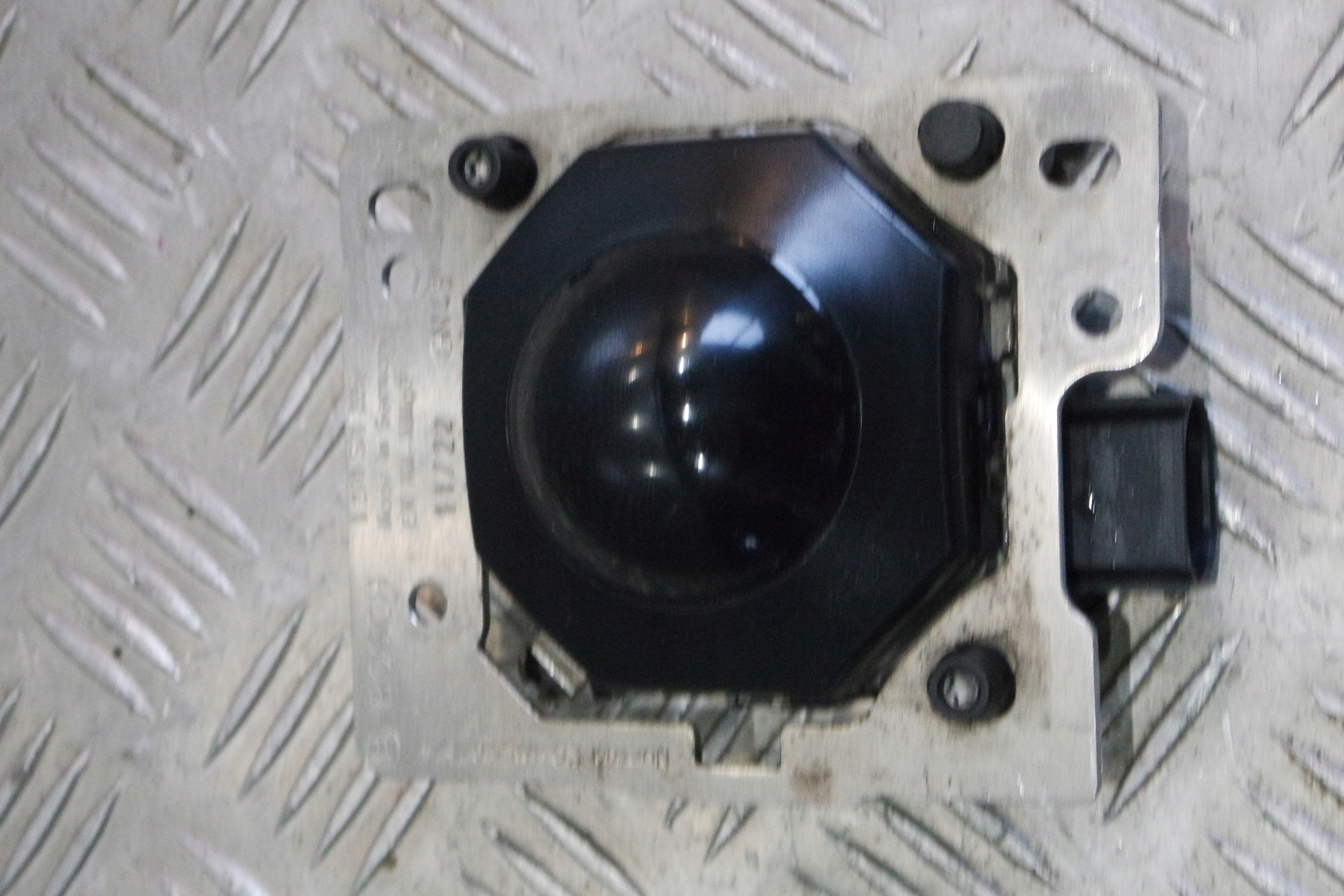 Radar 4ML907561G — Porsche, Skladom v EÚ — foto 1