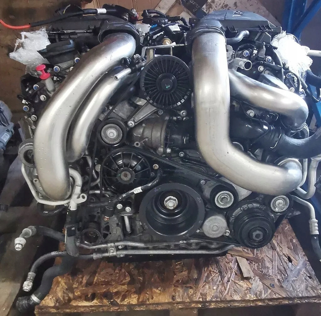 Turbo — Mercedes-Benz CLS 4.7 V8, Skladom v EÚ — foto 1