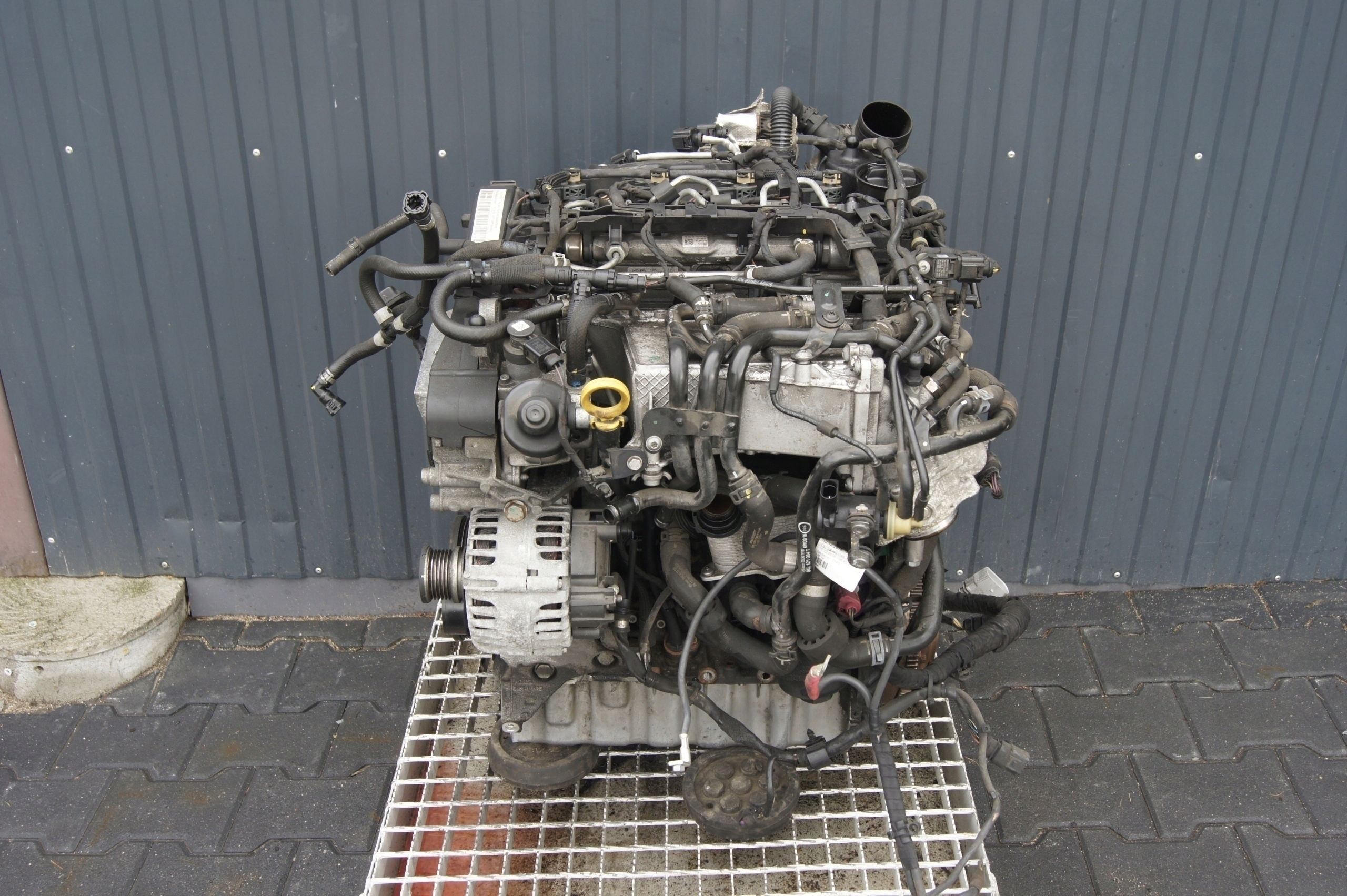 Motor — Audi A3 1.6 TDI, Skladom v EÚ — foto 1