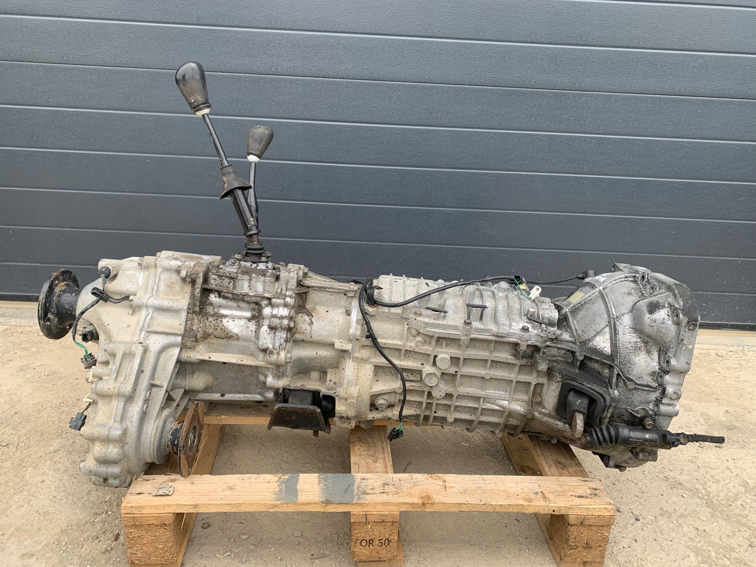 Převodovka — Mazda 2.5 TDCI, Skladom v EÚ — foto 1