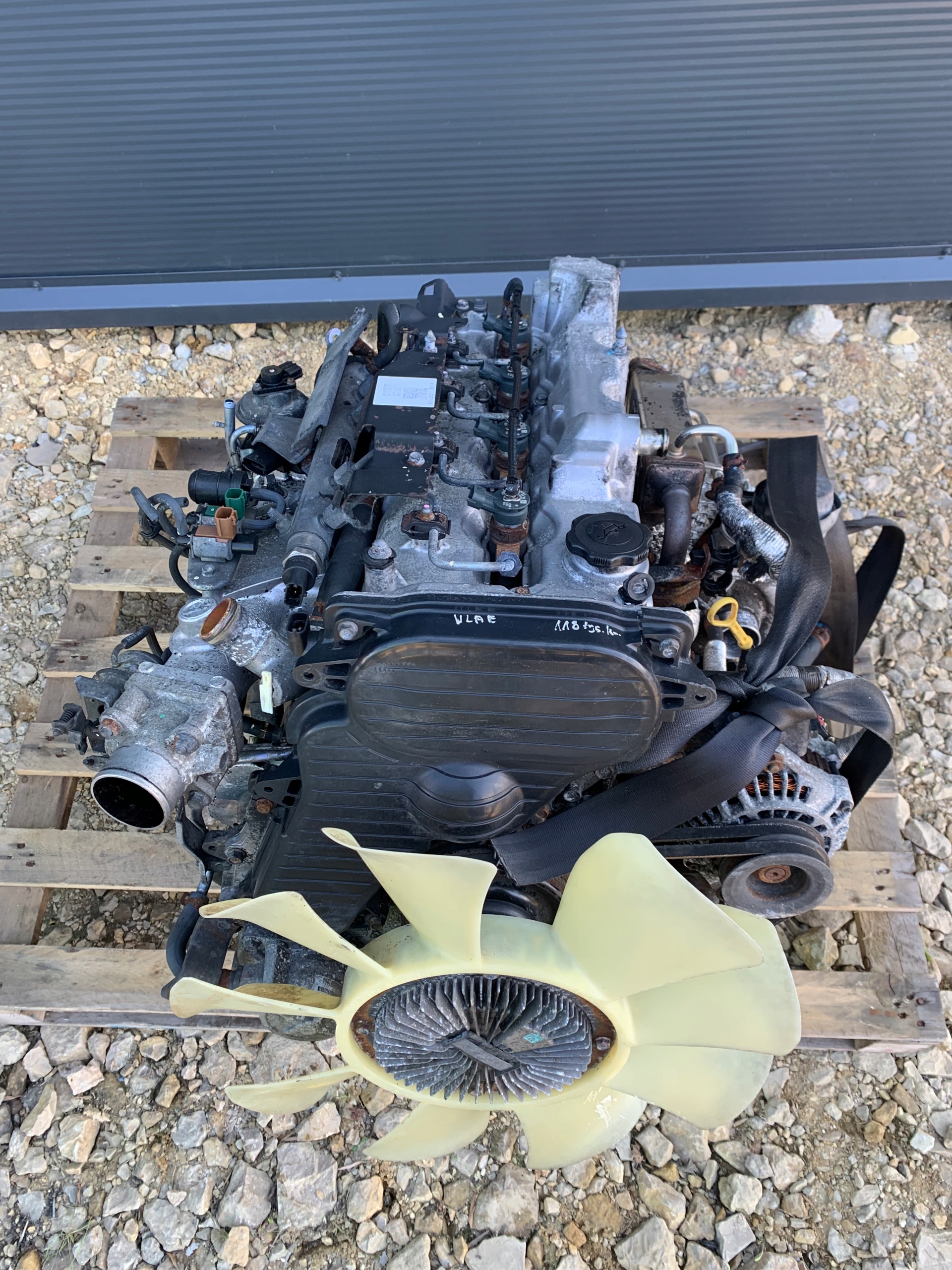 Kompletní motor — Mazda 2.5 TDCI, Skladom v EÚ — foto 1