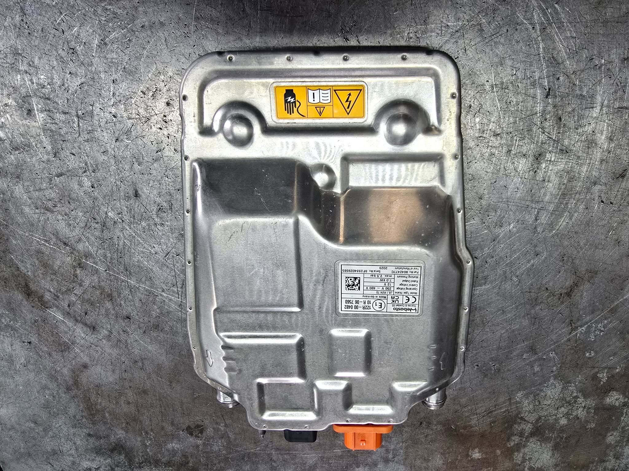 OEM komponent — Chrysler, Skladom v EÚ — foto 1 OEM komponent — Chrysler, Skladom v EÚ — foto 1