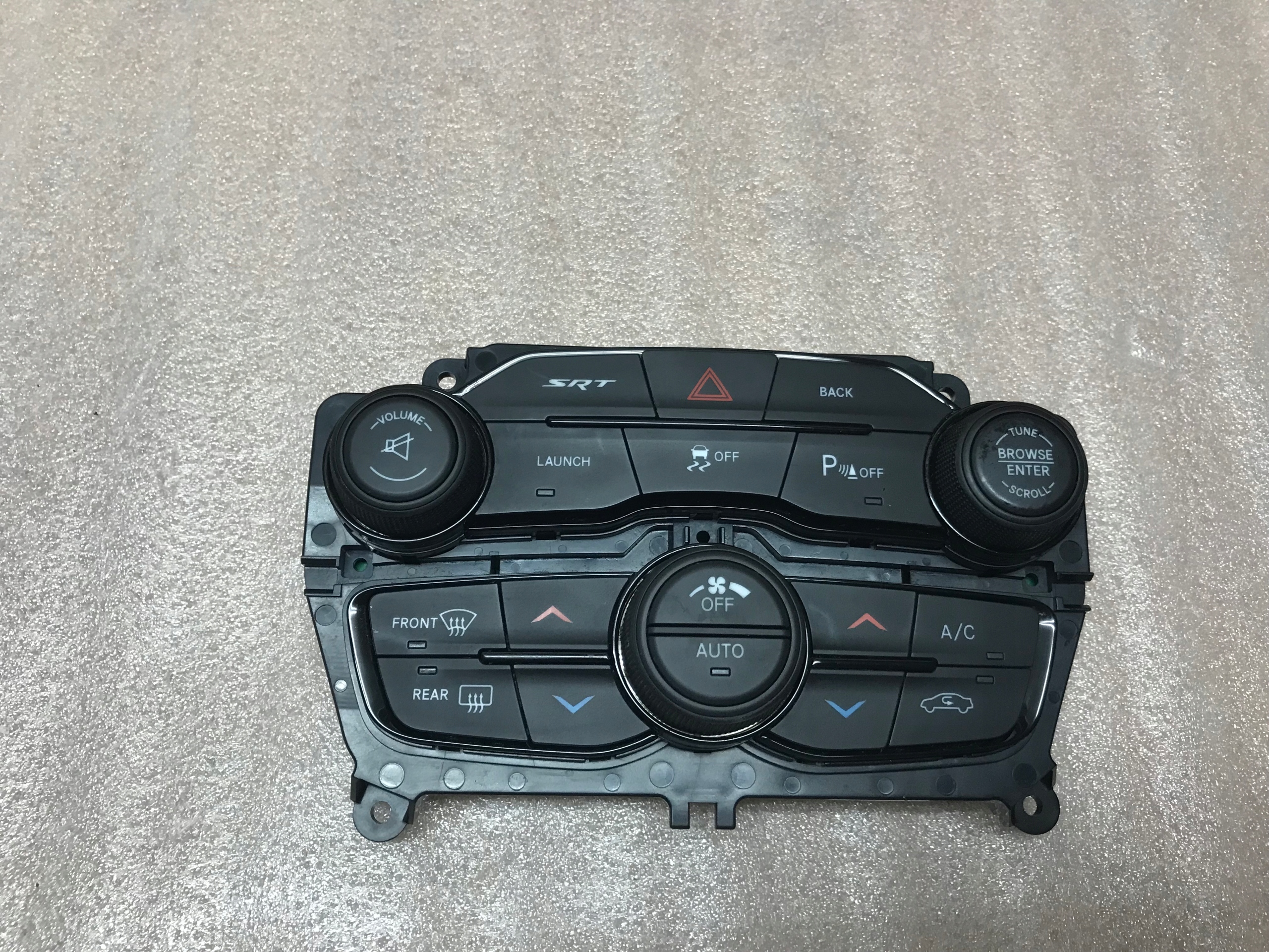 OEM komponent — Dodge, Skladom v EÚ — foto 1 | AMECAR OEM komponent — Dodge, Skladom v EÚ — foto 1