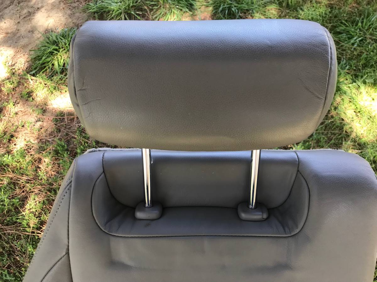 Interiér — Toyota, dovoz USA — foto 4 z 12