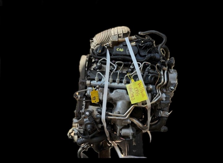 Motor — Audi A4 2.0 TDI, Skladom v EÚ — foto 1