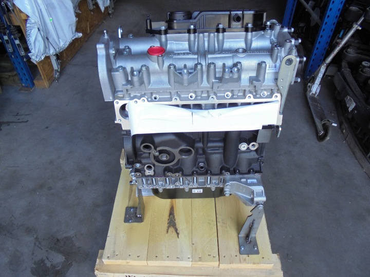 Kompletní motor F1AE3481D — Fiat 2.3, Skladom v EÚ — foto 1