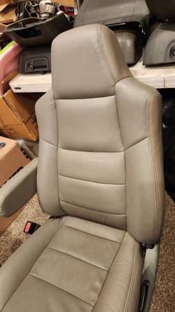Sedačky — Seat, sivá, dovoz USA — foto 4 z 12