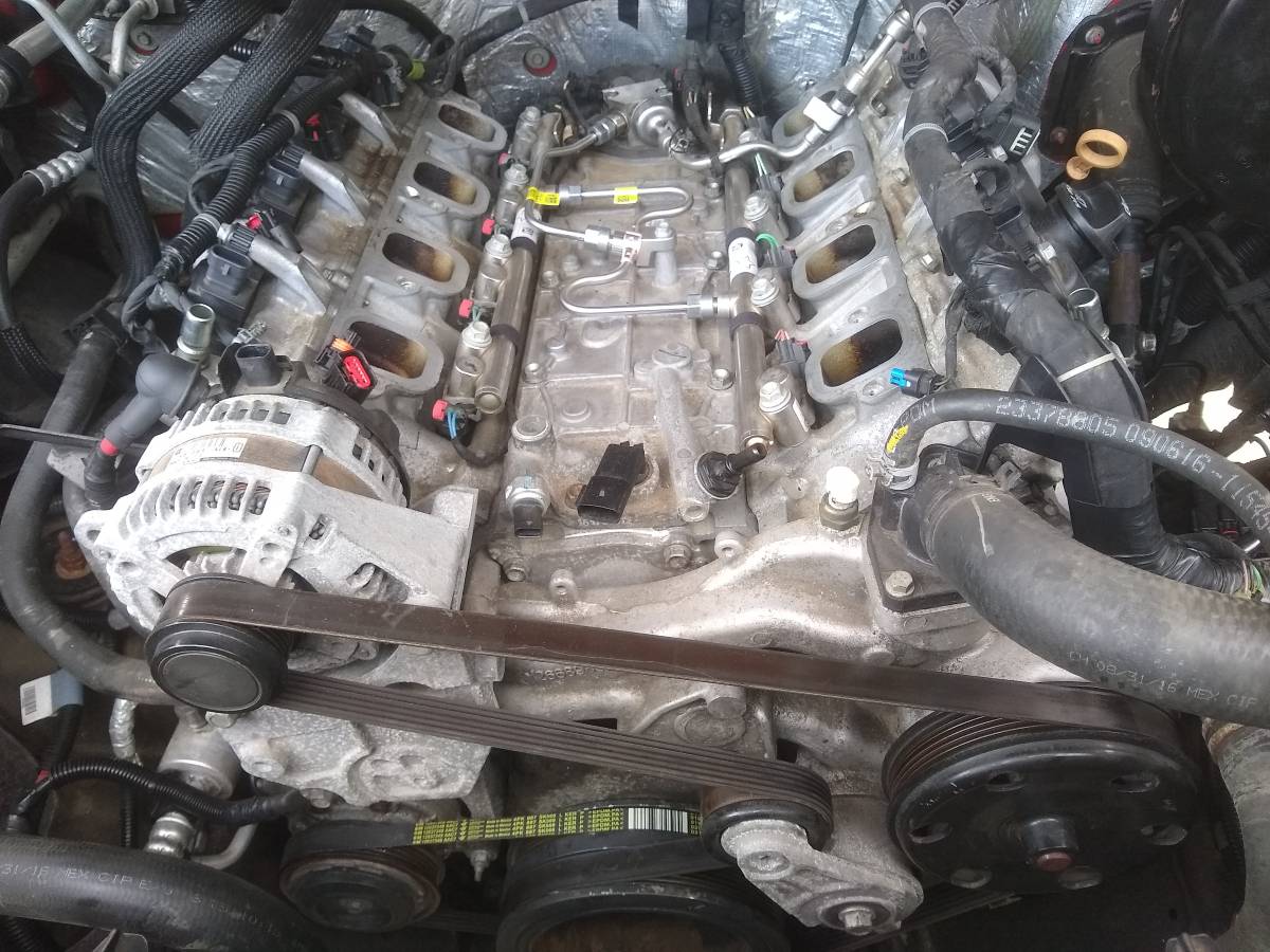 Motor — Cadillac 5.3, dovoz USA — foto 4 z 8
