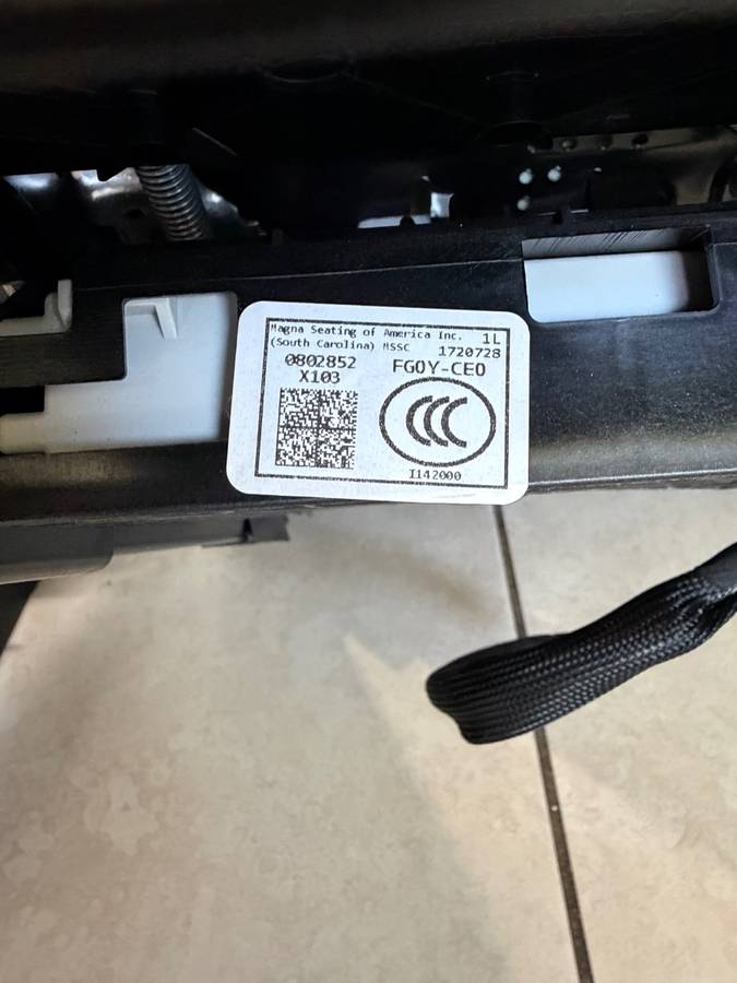 Sedačky — Seat, čierna, dovoz USA — foto 4 z 8