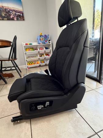 Sedačky — Seat, čierna, dovoz USA — foto 6 z 8