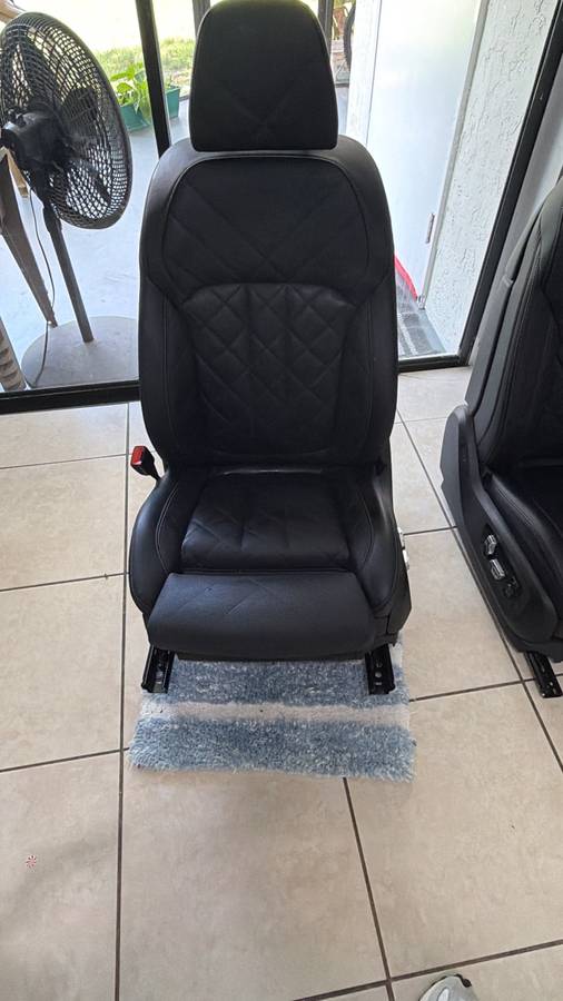 Sedačky — Seat, čierna, dovoz USA — foto 8 z 8