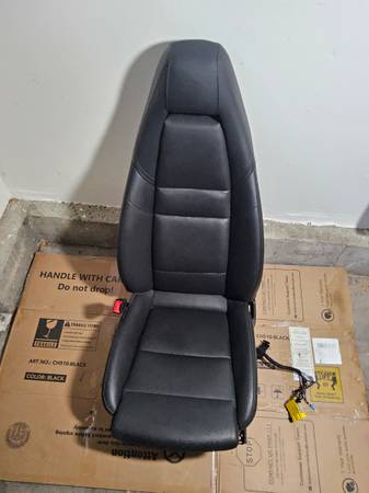 Sedačky — Seat, čierna, dovoz USA — foto 2 z 12