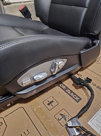 Sedačky — Seat, čierna, dovoz USA — foto 6 z 12