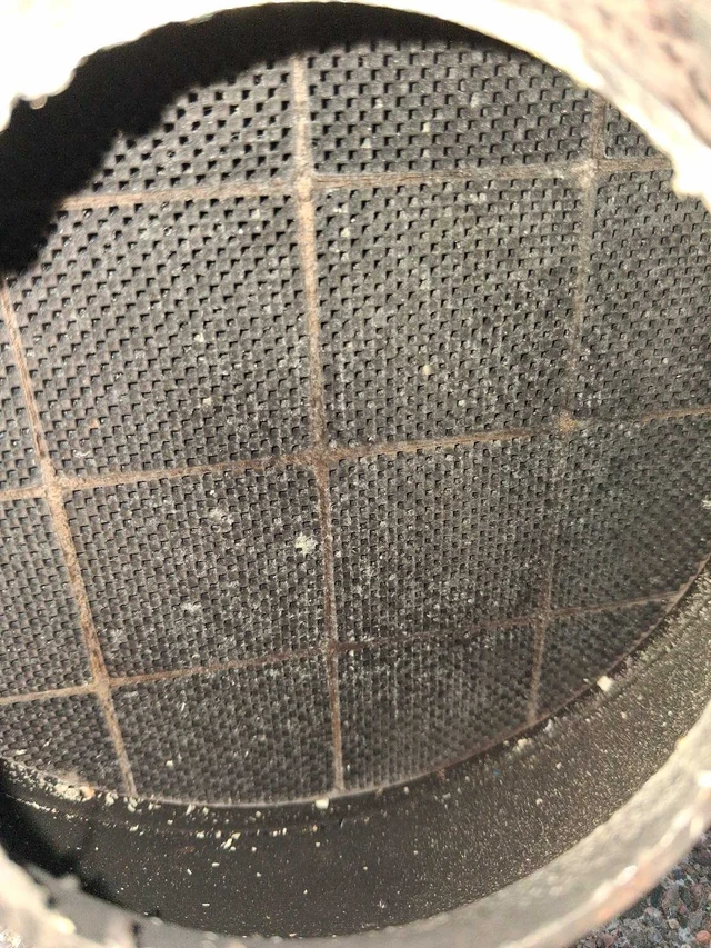 OEM komponent — Jeep Cherokee, dovoz Kanada — foto 3 z 5
