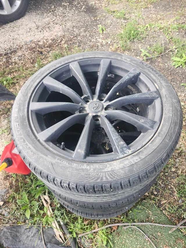 Kola — Nissan, dovoz Kanada — foto 1