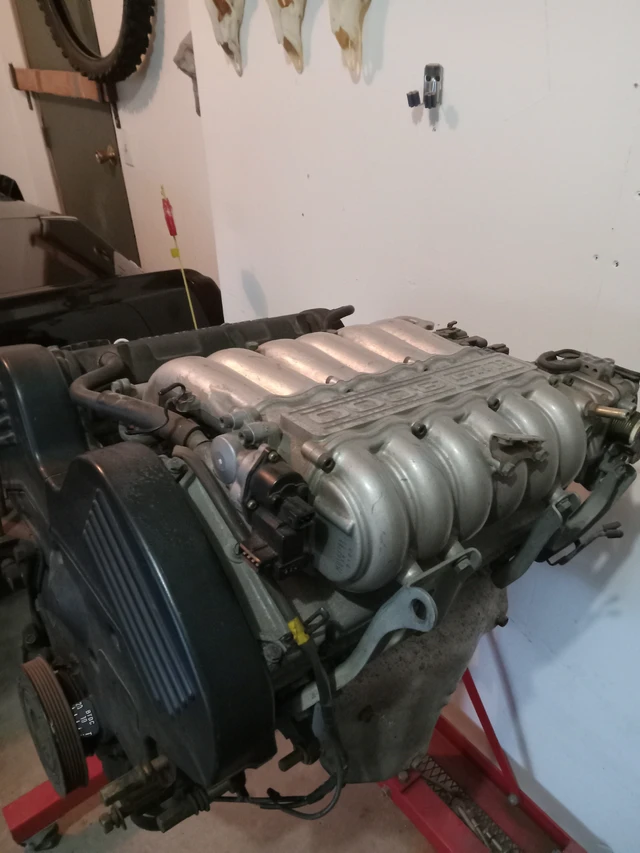 Motor — Dodge, dovoz Kanada — foto 1 | AMECAR Motor — Dodge, dovoz Kanada — foto 1