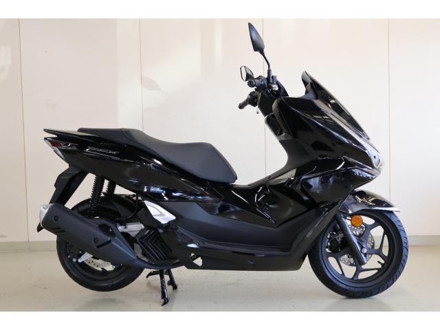 2025 Honda PCX, dovoz Japonsko — foto 1