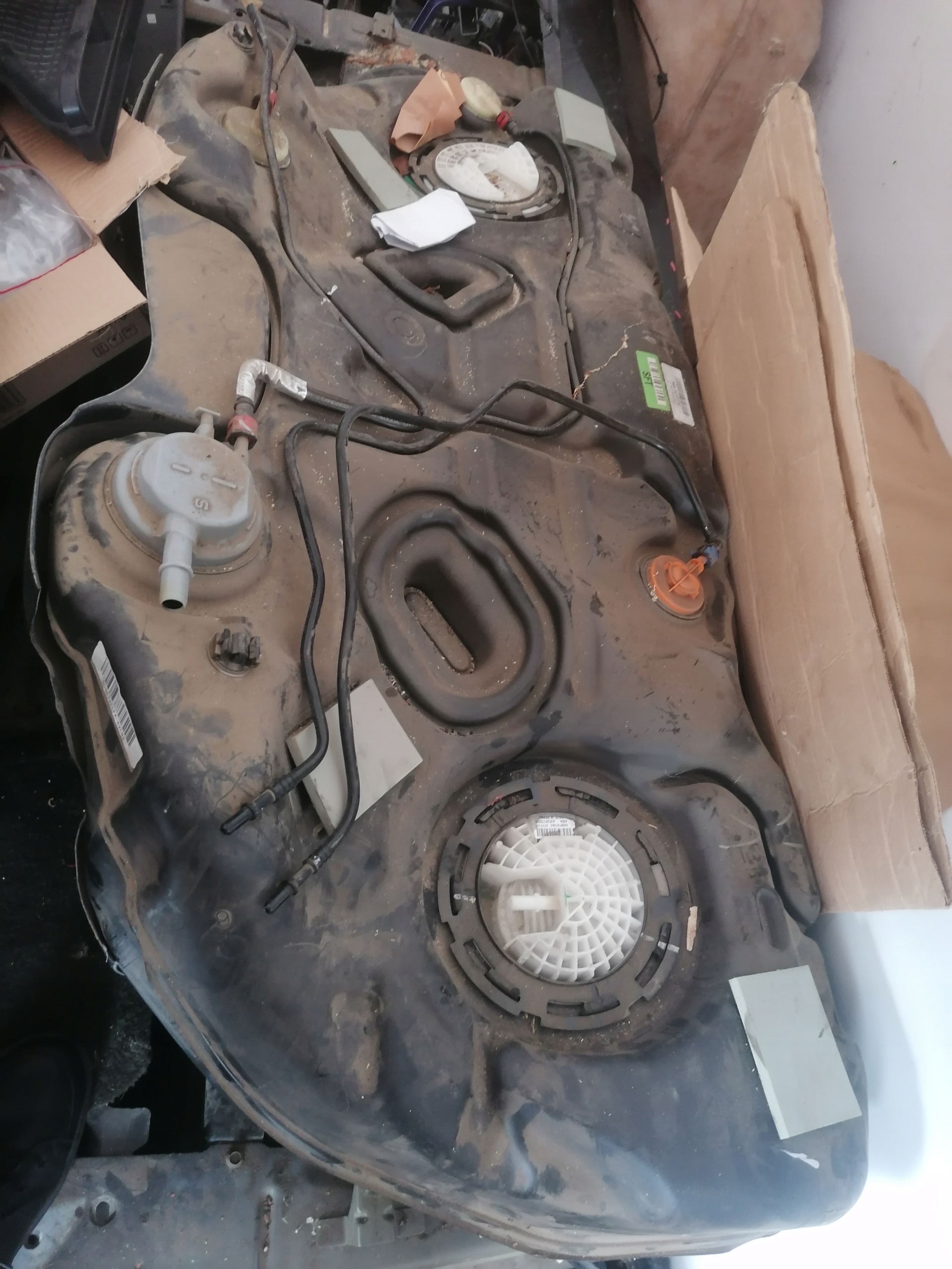 OEM komponent — Dodge 6.4, Skladom v EÚ — foto 1