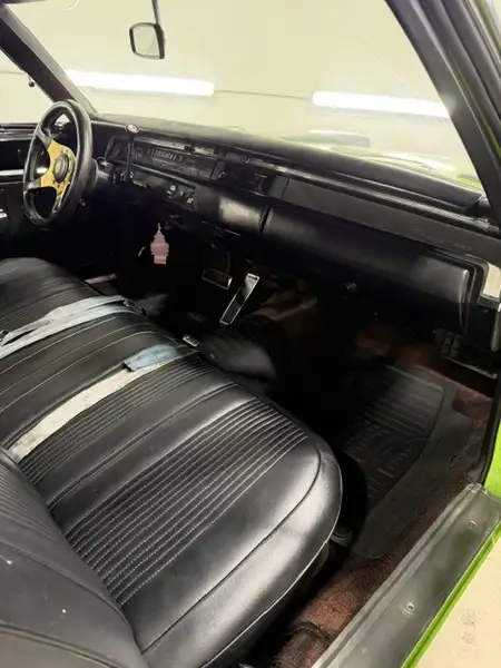 1969 Dodge Coronet 383 Superbee, zelená, 105 027 km, dovoz Kanada — foto 7 z 12