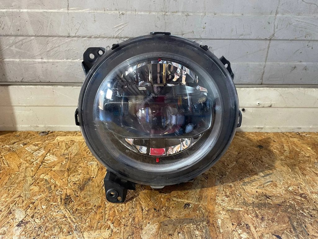 68596463AA Jeep Wrangler světlomet, Skladom v EÚ — foto 1