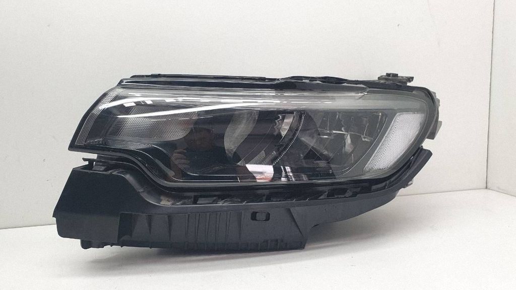 Jeep Compass světlomet, Skladom v EÚ — foto 1