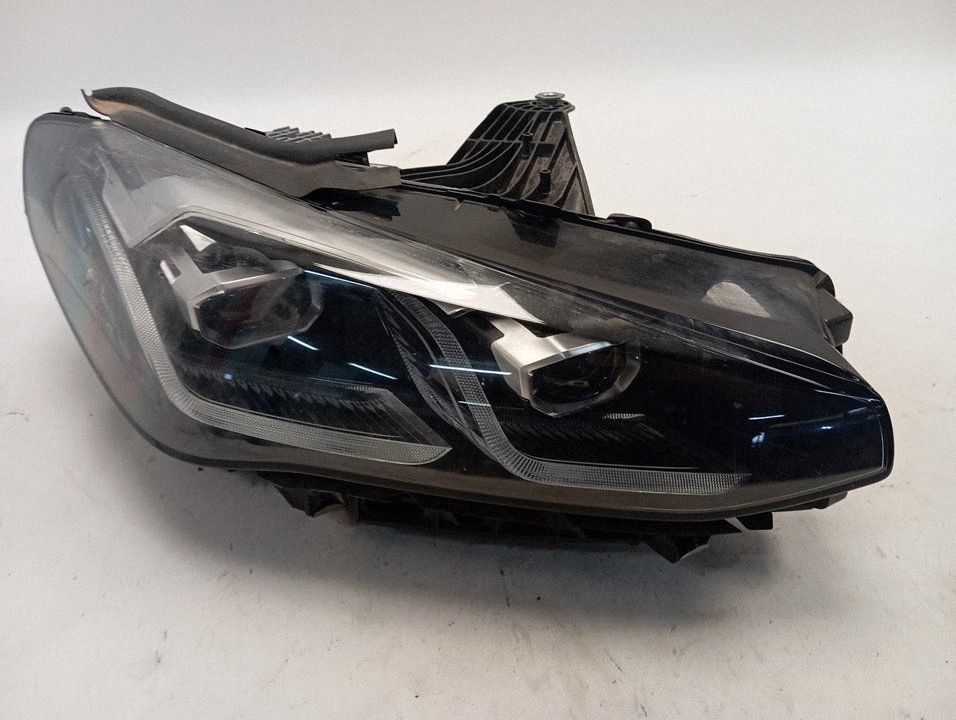 5A4224801 BMW M5 světlomet, Skladom v EÚ — foto 1