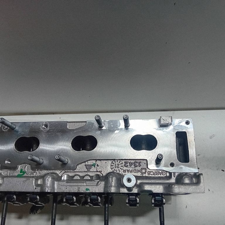 46347940 Jeep Wrangler Engine head, Skladom v EÚ — foto 15 z 16
