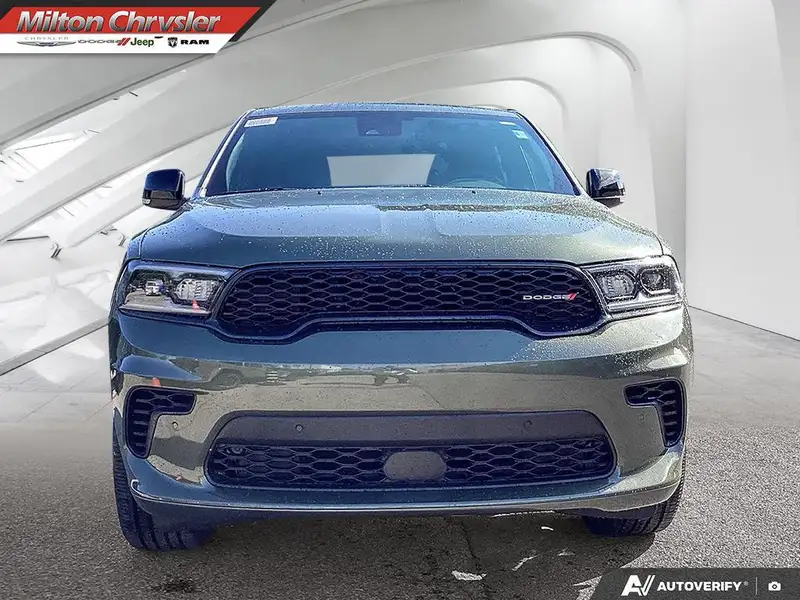 2027 Dodge Durango GT PLUS AWD, CAPTAIN CHAIRS, zelená, 10 km, dovoz Kanada — foto 2 z 12