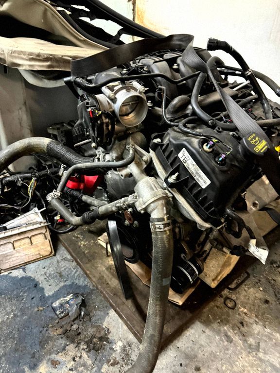 BR3Z6010N Ford Mustang V Engine, Skladom v EÚ — foto 4 z 11
