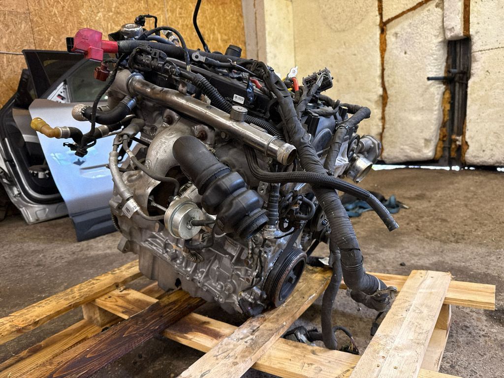 LR3E6006BA Ford Mustang VI Engine, Skladom v EÚ — foto 11 z 24