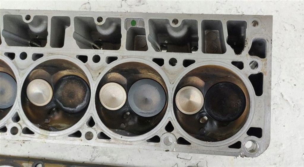12578452 Chevrolet Camaro Engine head, Skladom v EÚ — foto 12 z 14