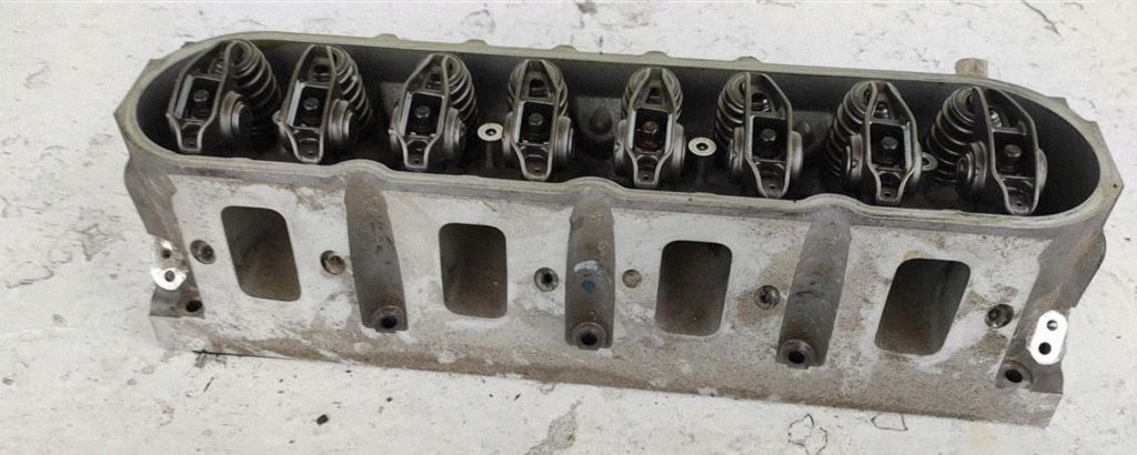 12578452 Chevrolet Camaro Engine head, Skladom v EÚ — foto 2 z 14