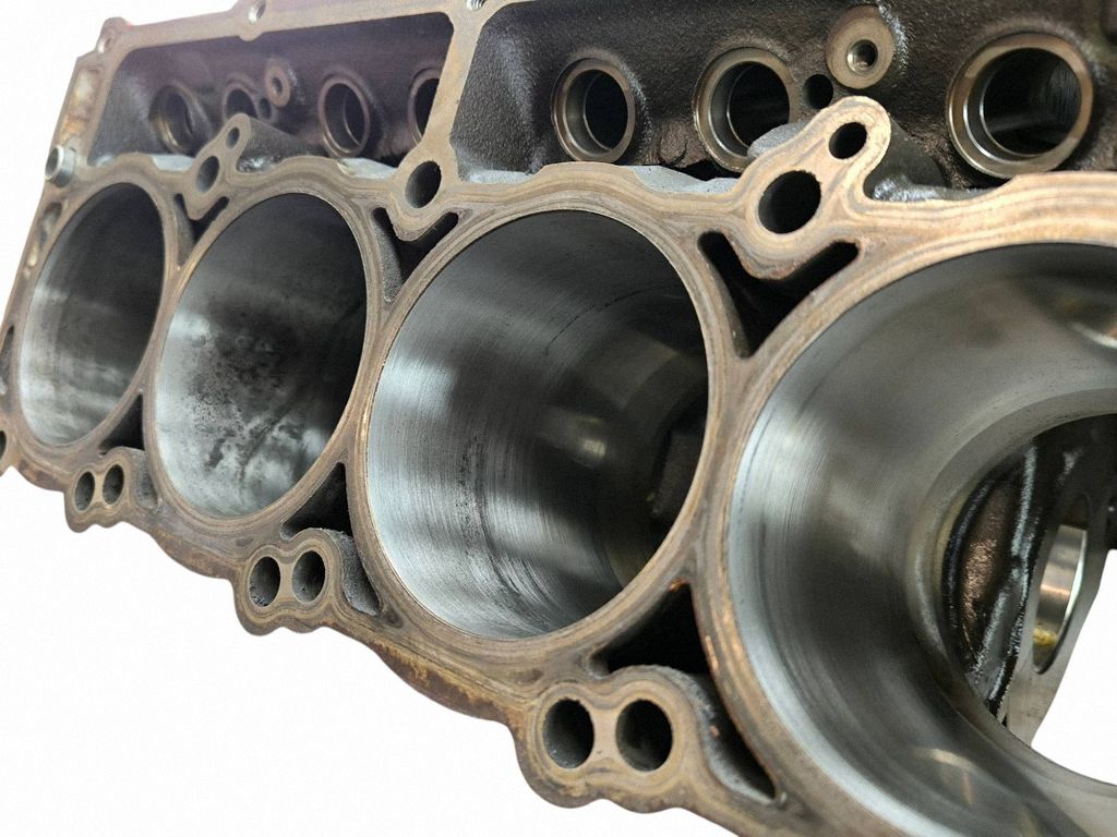 68249194AA Dodge Challenger Engine block, Skladom v EÚ — foto 14 z 22