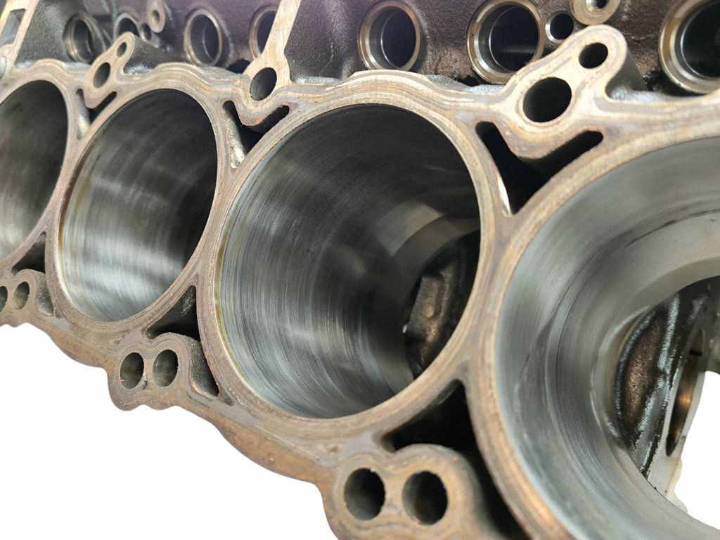 68249194AA Dodge Challenger Engine block, Skladom v EÚ — foto 7 z 22