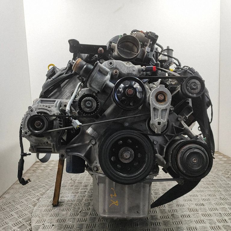 68319700AA Dodge Challenger Engine, Skladom v EÚ — foto 2 z 11