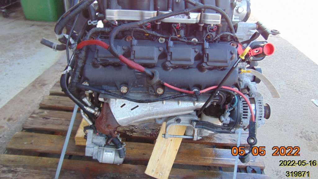 68293550AA Dodge Challenger Engine, Skladom v EÚ — foto 1