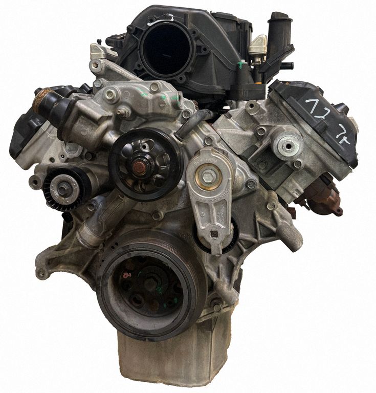 68319700AA Dodge Challenger Engine, Skladom v EÚ — foto 1