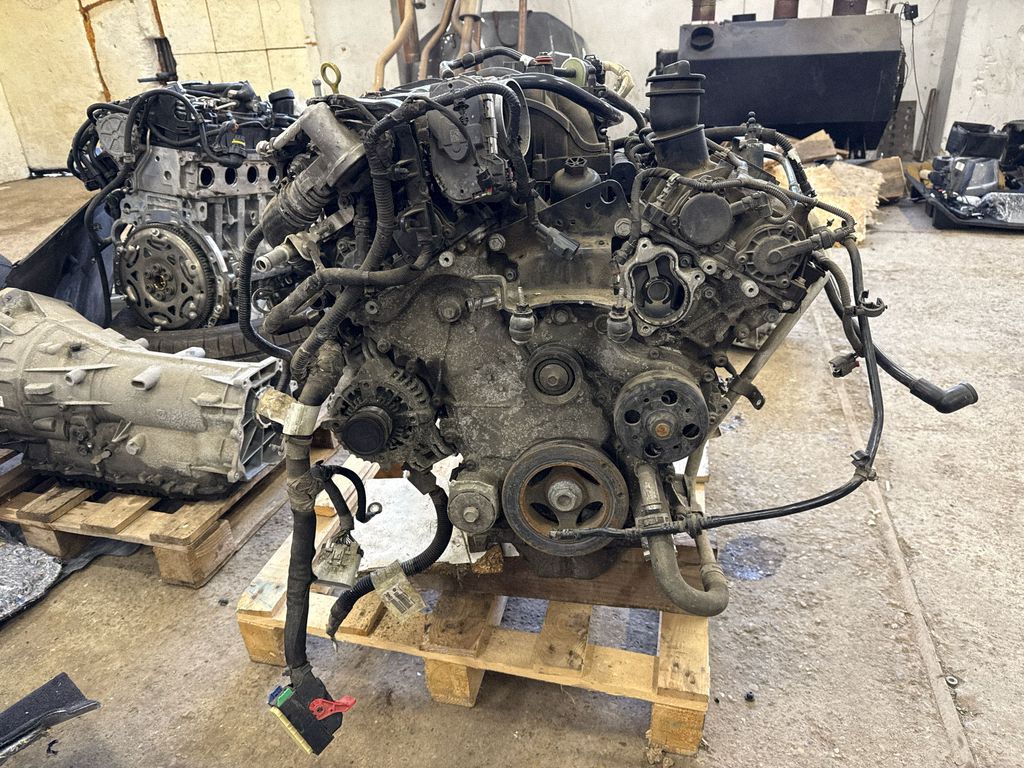 Motor — Jeep Cherokee, Skladom v EÚ — foto 5 z 22