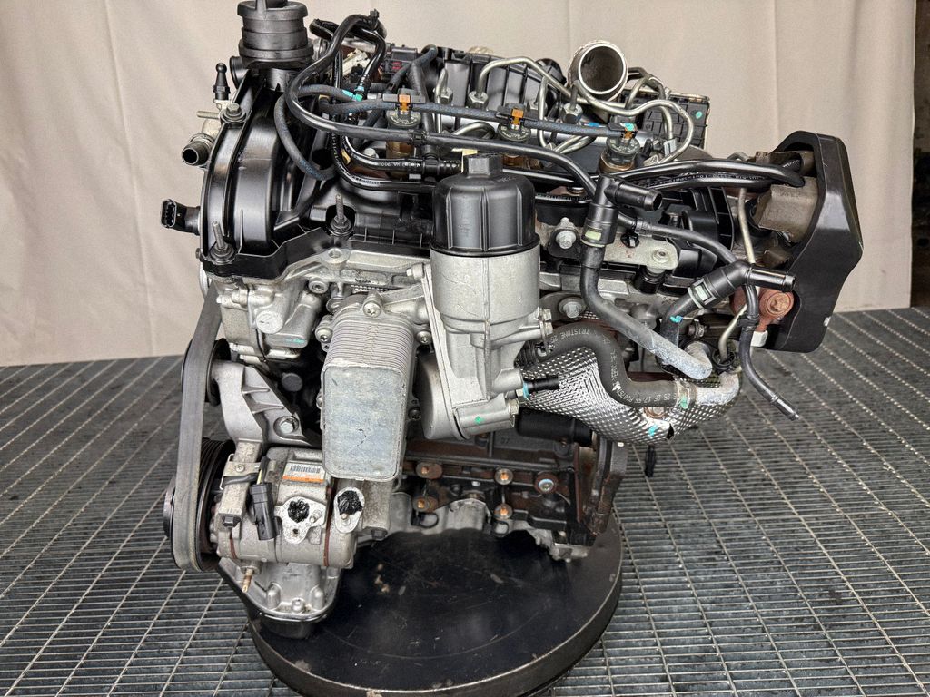 Motor — Jeep Cherokee, Skladom v EÚ — foto 12 z 22