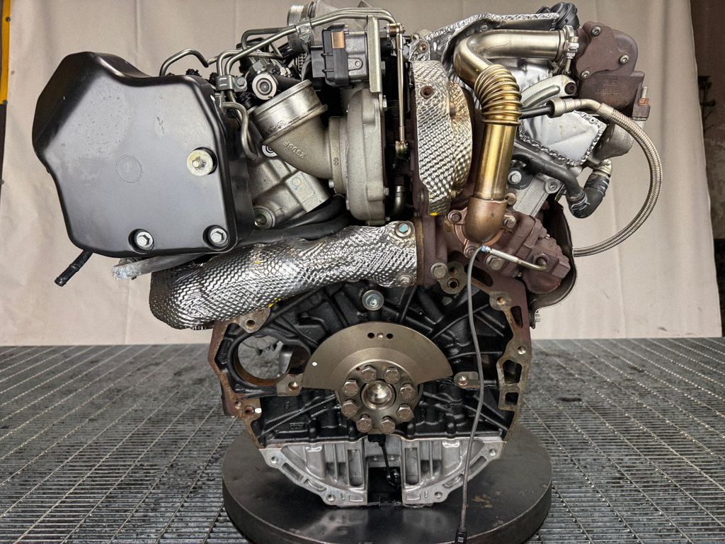 Motor — Jeep Cherokee, Skladom v EÚ — foto 9 z 22