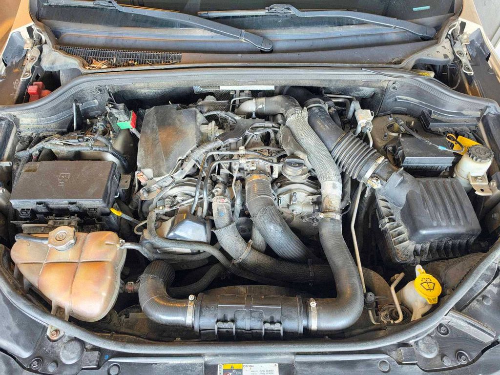 Motor — Jeep Cherokee, Skladom v EÚ — foto 1